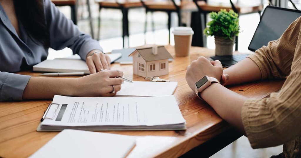 Understanding the Benefits and Drawbacks of Renting and Buying a Home in Cascade, MI